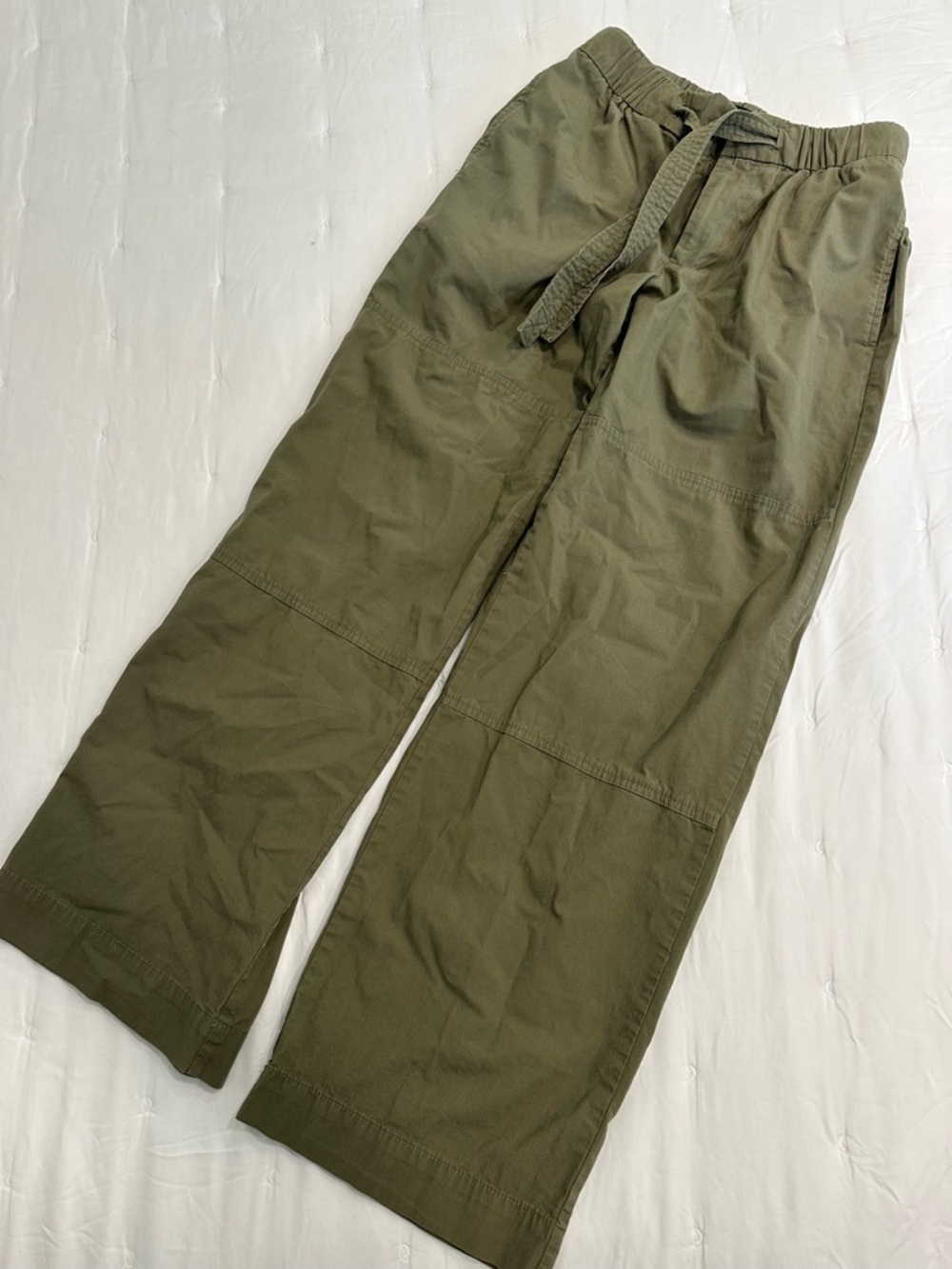 Banana Republic Olive Cargo Drawstring Pants